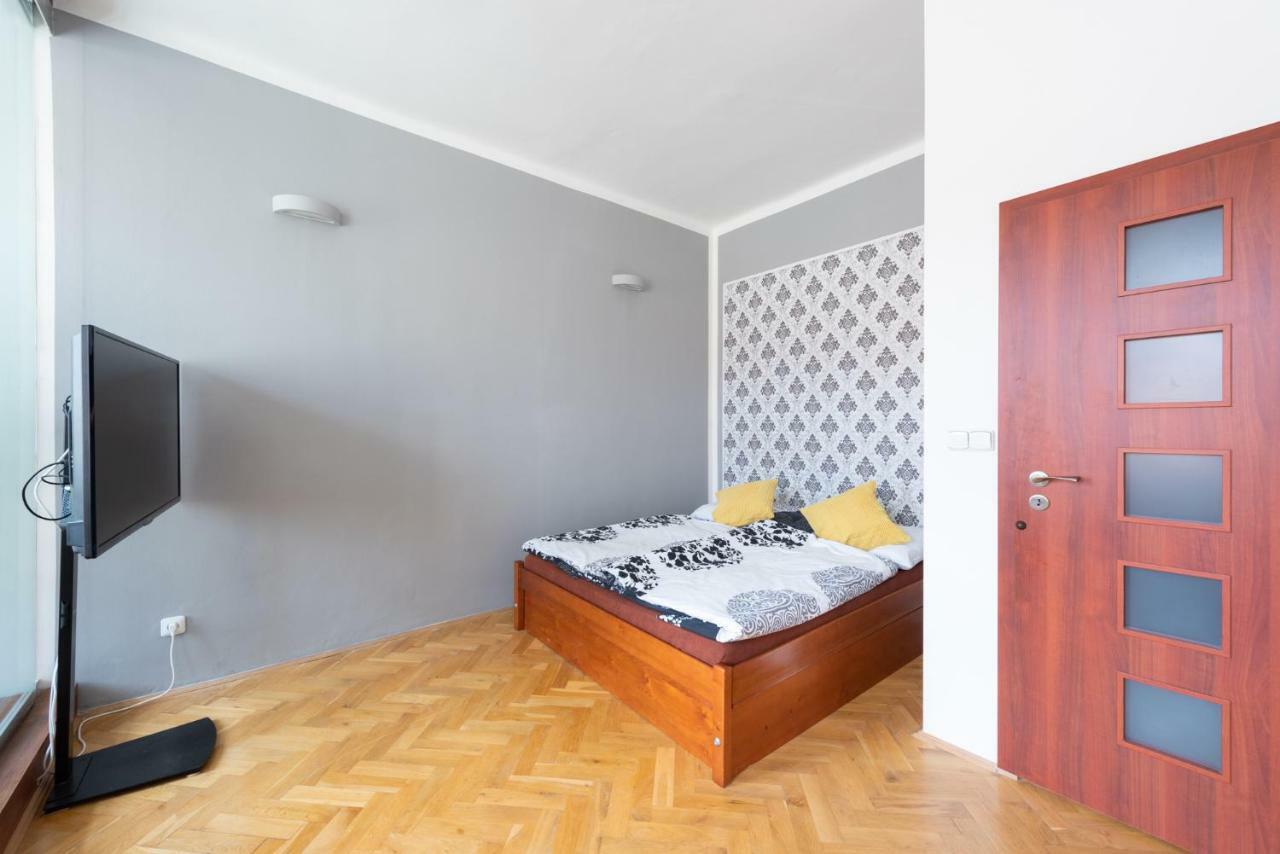 Modern Apartment Few Steps From Centre プラハ エクステリア 写真